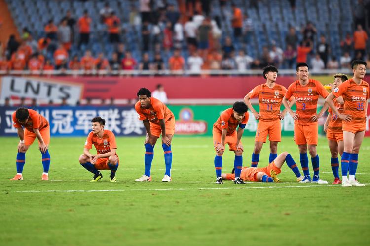 Mặt Dài để Tóc Gì